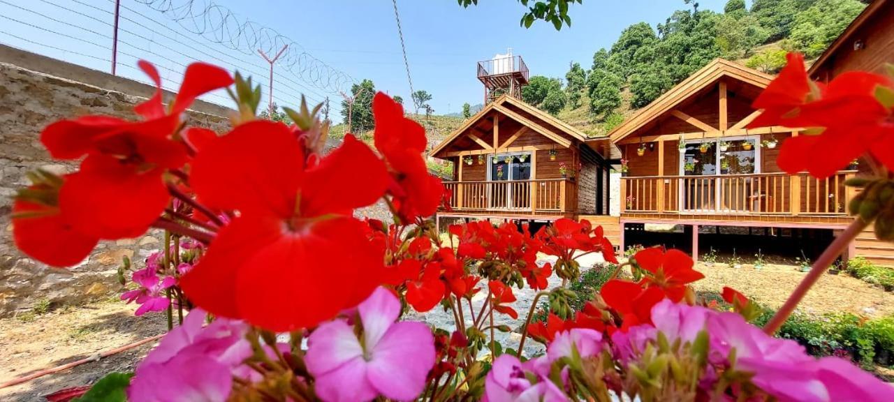 Vanprastha Resorts Dwarahat Exterior photo